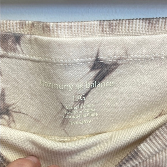 Harmony Balance Marble Patterned Leggings size large - Picture 3 of 7